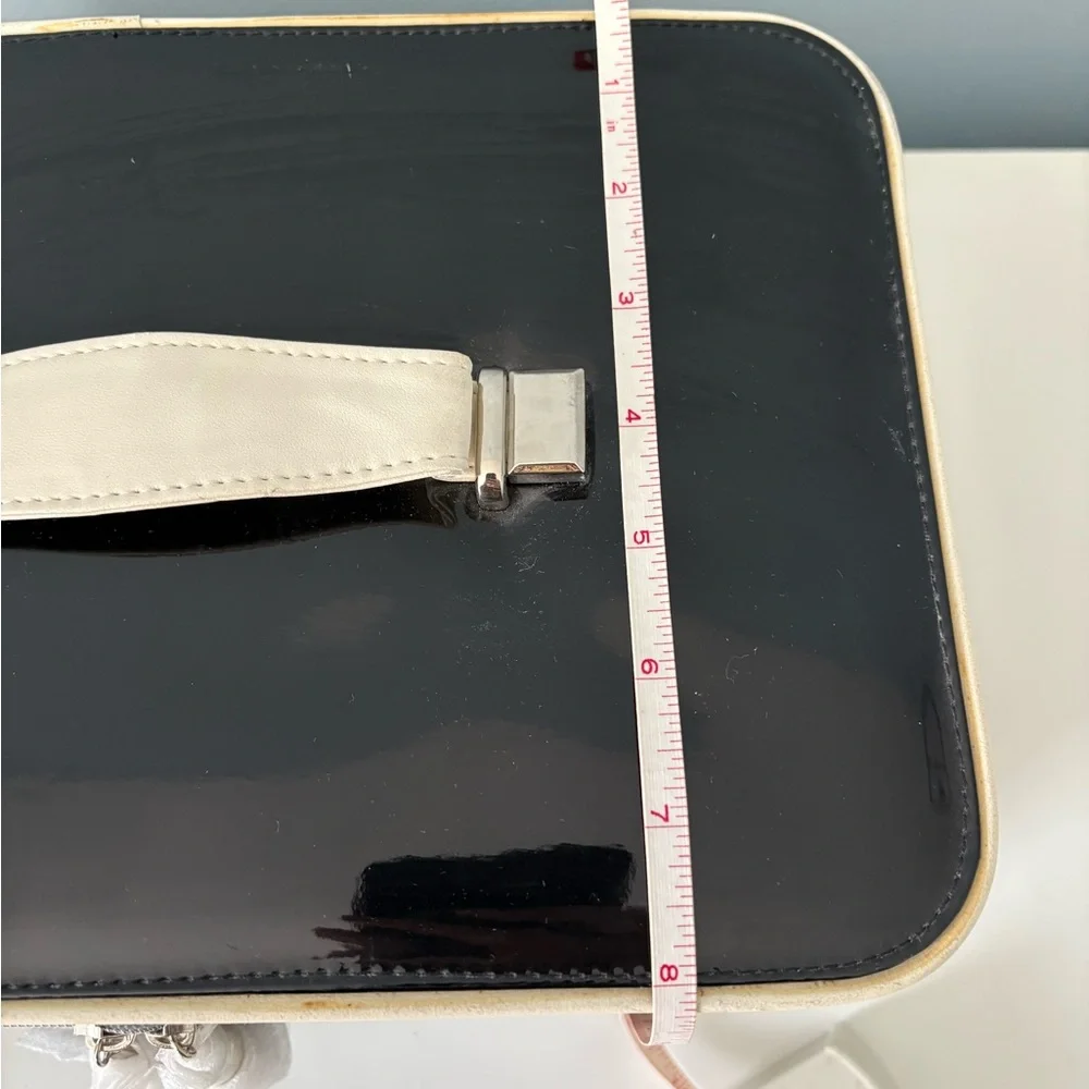 Black and White Travel Case